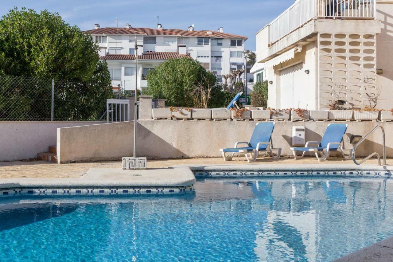 مبيت وإفطار Casa Balmins سيدجيس المظهر الخارجي الصورة